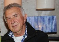 Στο «σφυρί» το σπίτι του Αργύρη Παπαργυρόπουλου στη Γλυφάδα Στο «σφυρί» το σπίτι του Αργύρη Παπαργυρόπουλου στη Γλυφάδα