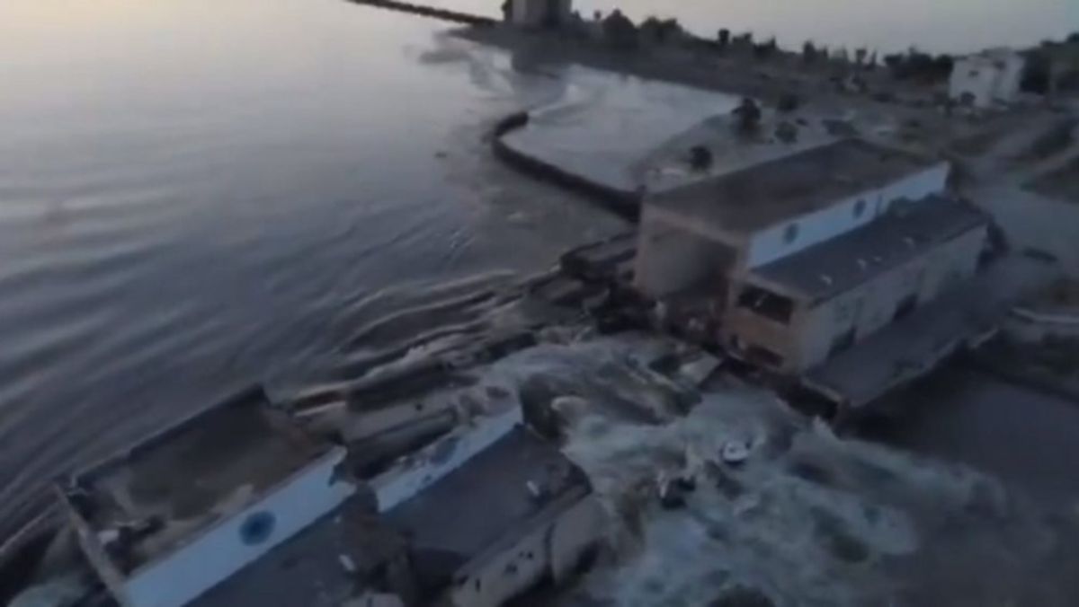 Φράγμα Καχόβκα: Στους 17 οι νεκροί από τις πλημμύρες