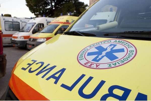 Καλαμαριά: Εργαζόμενη στην Καθαριότητα τραυματίστηκε μετά από πτώση απορριμματοφόρου σε λακκούβα