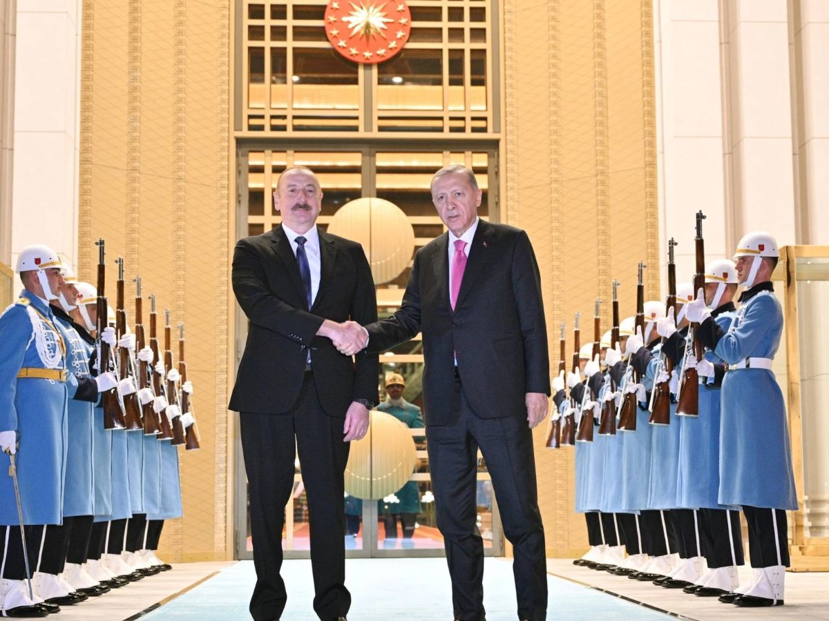 Ερντογάν: Συμμαχία με το Αζερμπαϊτζάν – “Δύο κράτη, ένα έθνος”