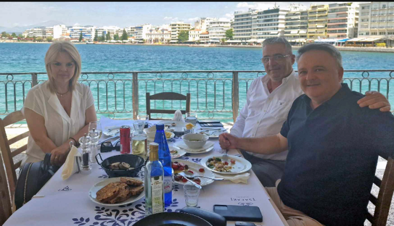 Συμμαχία τριών δημάρχων, στα νερά του Ευβοϊκού