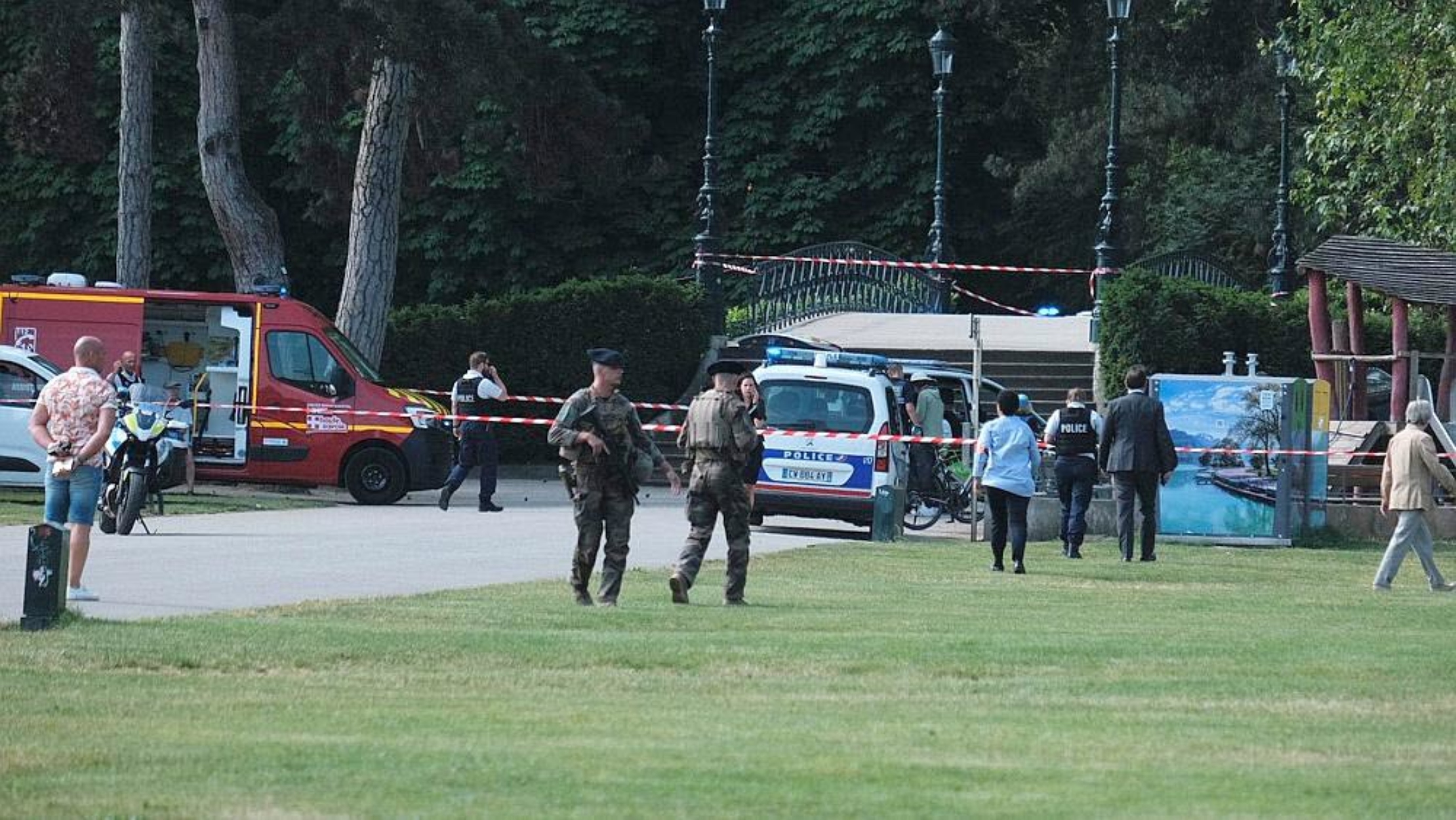 Γαλλία: Επίθεση με μαχαίρι από άνδρα σε αμόκ σε παιδική χαρά