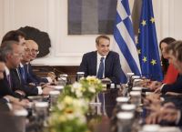 Mitsotakis to cabinet: The focus is on efficiency and great steps forward Mitsotakis to cabinet: The focus is on efficiency and great steps forward