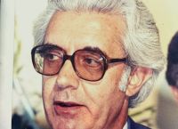 Νίκος Χατζηνικολάου: “Έφυγε” από τη ζωή ο πατέρας του
