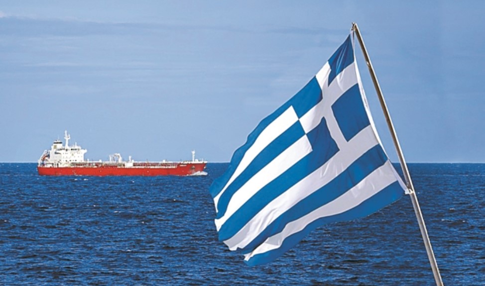 Ναυτικό Επιμελητήριο: Στις υψηλότερες θέσεις των εθνικών νηολογίων η ελληνική σημαία