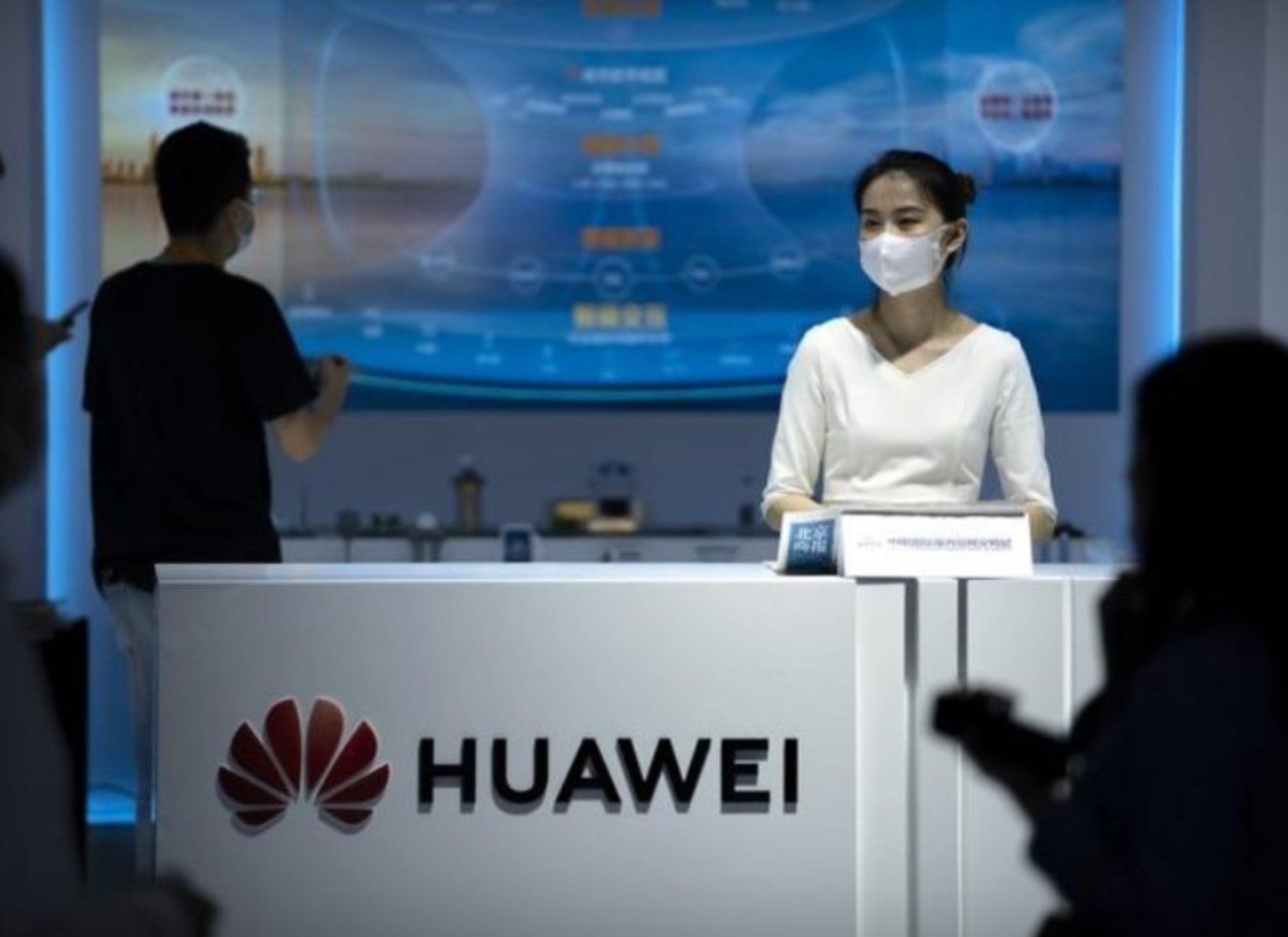 Huawei: Αβάσιμες οι συστάσεις της Κομισιόν για αποφυγή χρήσης του εξοπλισμού 5G
