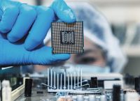 Intel: Επένδυση – μαμούθ 4,6 δισ. δολ. για εργοστάσιο ημιαγωγών στην Πολωνία