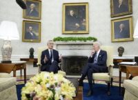 Συνάντηση Μπάιντεν – Στόλτενμπεργκ: «Πρόοδο» της Ουκρανίας στην αντεπίθεσή της βλέπει ο γγ του ΝΑΤΟ