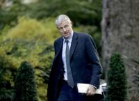 Βρετανία: Παραίτηση Υπουργού Περιβάλλοντος – Καταγγέλλει τον Σούνακ για αδιαφορία