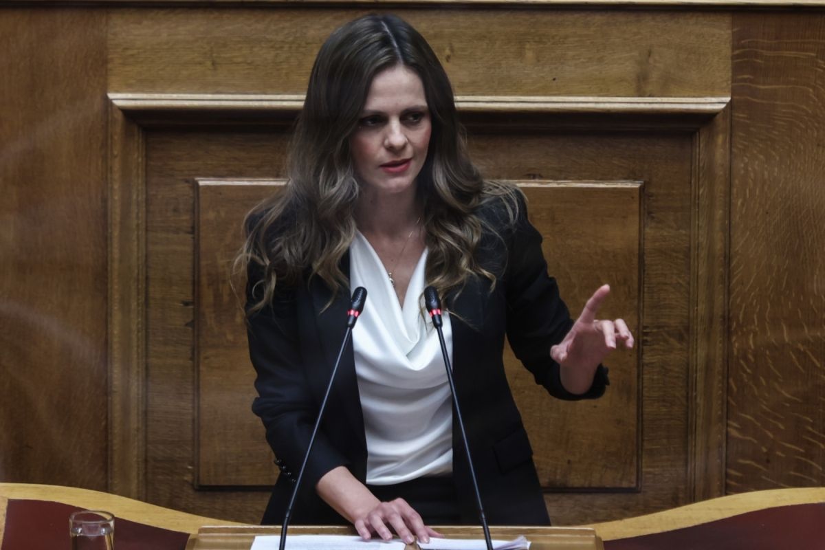 ΣΥΡΙΖΑ: Ανακοινώνει αύριο την υποψηφιότητά της η Έφη Αχτσιόγλου