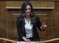 Έφη Αχτσιόγλου: «Το πραγματικό πρόγραμμα του ΣΥΡΙΖΑ στην κρίση των πολιτών» Έφη Αχτσιόγλου: «Το πραγματικό πρόγραμμα του ΣΥΡΙΖΑ στην κρίση των πολιτών»