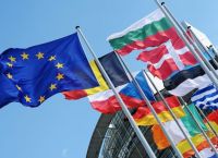 Associated Press: Ευρωπαϊκός προϋπολογισμός – Ξεκινά η  συζήτηση για τη χρηματοδότηση