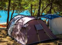 Σε σκηνές ερήμου για πολυτελείς διακοπές πηγαίνουν οι τουρίστες