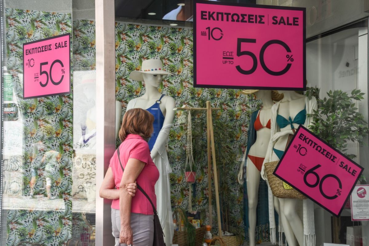 Εκπτώσεις: Αισιοδοξία στον εμπορικό κόσμο για μεγαλύτερη κατανάλωση