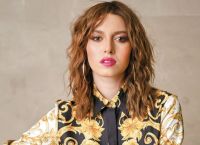 GNTM – Μας δείχνει τα εκπληκτικά οπίσθια της και σηκώνει τσουνάμι