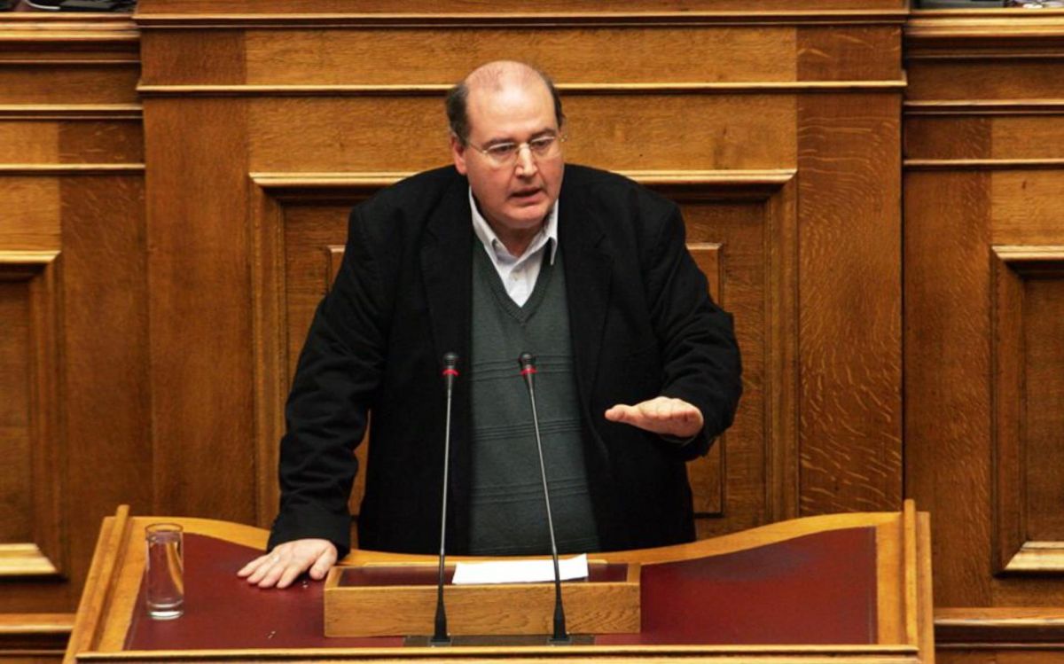 Φίλης: Στηρίζουμε τους βουλευτές μας στη μειονότητα