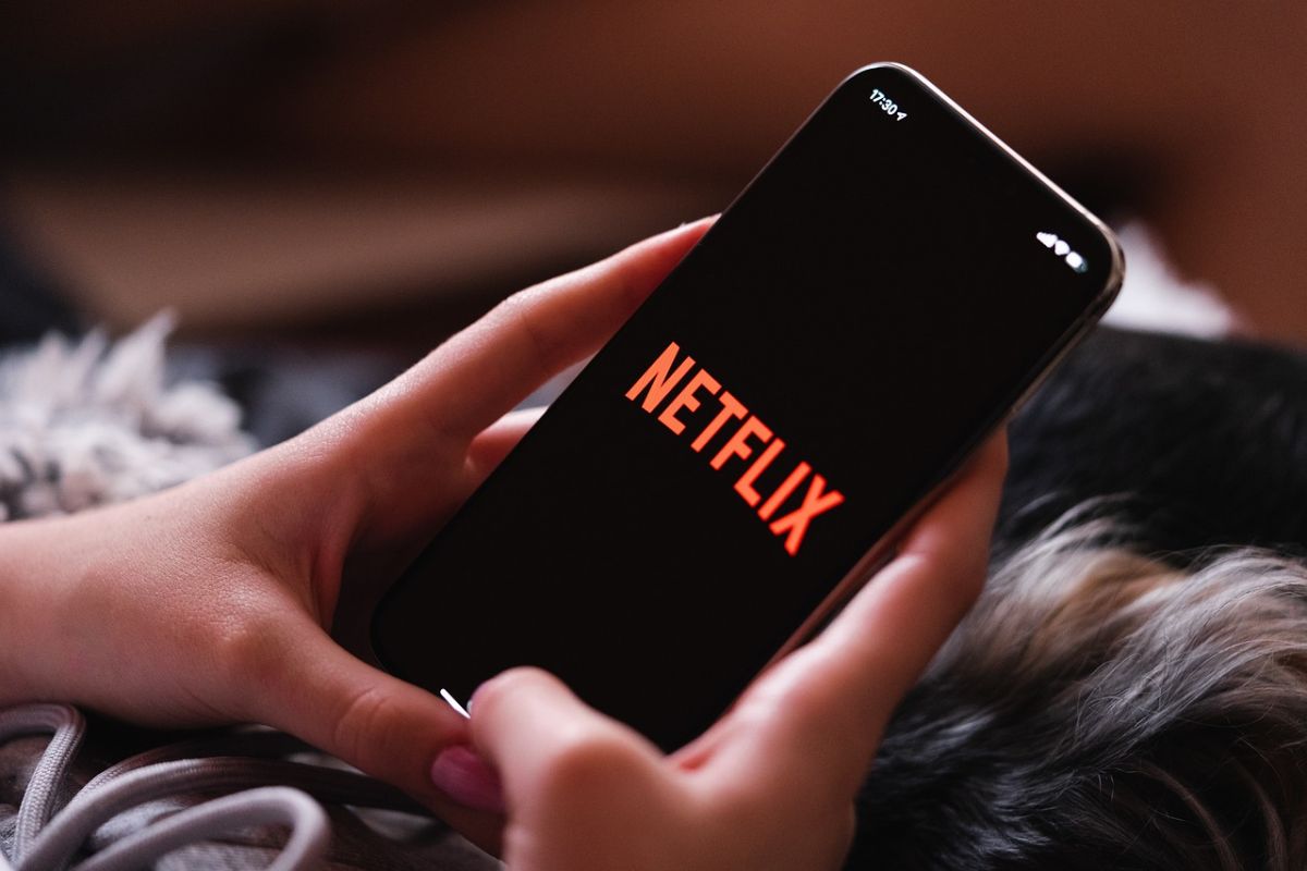 Netflix: Θα επενδύσει 2,5 δισ. δολάρια για περισσότερες σειρές και ταινίες στην Ασία