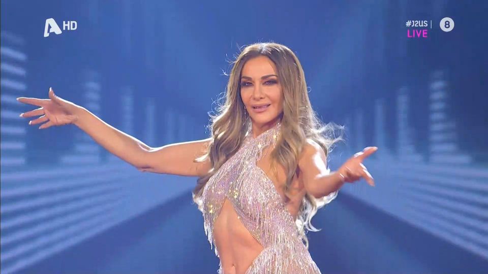 Δέσποινα Βανδή: Τραγουδάει το Ya Habibi και χορεύει τσιφτετέλι