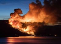 Πύρινος εφιάλτης στον Καναδά – Τεράστιες πυρκαγιές μέχρι το Ιόνιο και την Κρήτη-