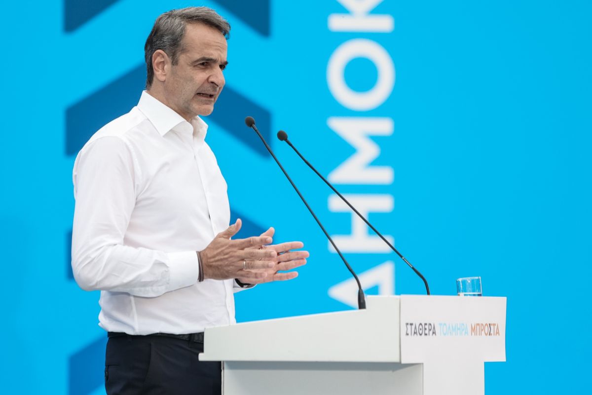 Spiegel: Νικητής με σαφή διαφορά ο Μητσοτάκης