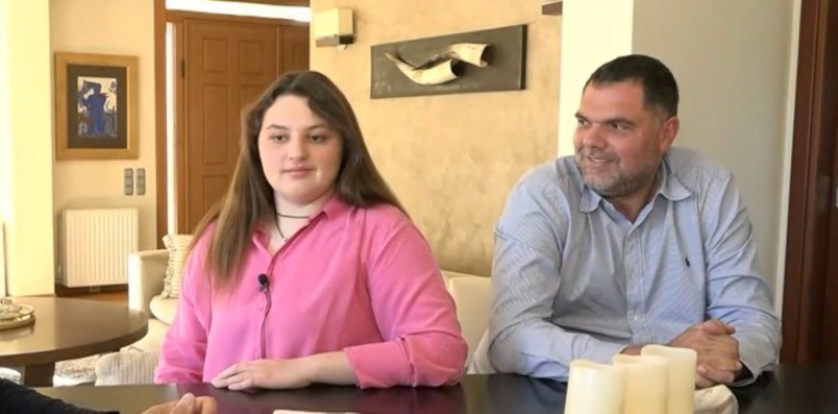 Δημήτρης Παπανικολάου: «Όταν είπα ότι έχω αυτισμό ήρθε η κόρη μου και δέχτηκε να μιλήσει και εκείνη»