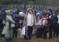 Η Πολωνία μποϋκοτάρει το ευρωπαϊκό σύμφωνο μετανάστευσης