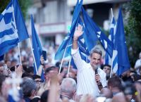 Μητσοτάκης από Δράμα: Κάποιοι θέλουν να φυλακίσουν την πίστη στα στεγανά μικρών κομμάτων