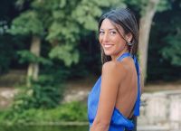 Η Ευγενία Σαμαρά ποζάρει με super hot καφέ μαγιό