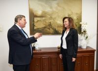 Συνάντηση της Υπουργού Ανάπτυξης με τον Διοικητή της Τράπεζας Ανάπτυξης του Συμβουλίου της Ευρώπης