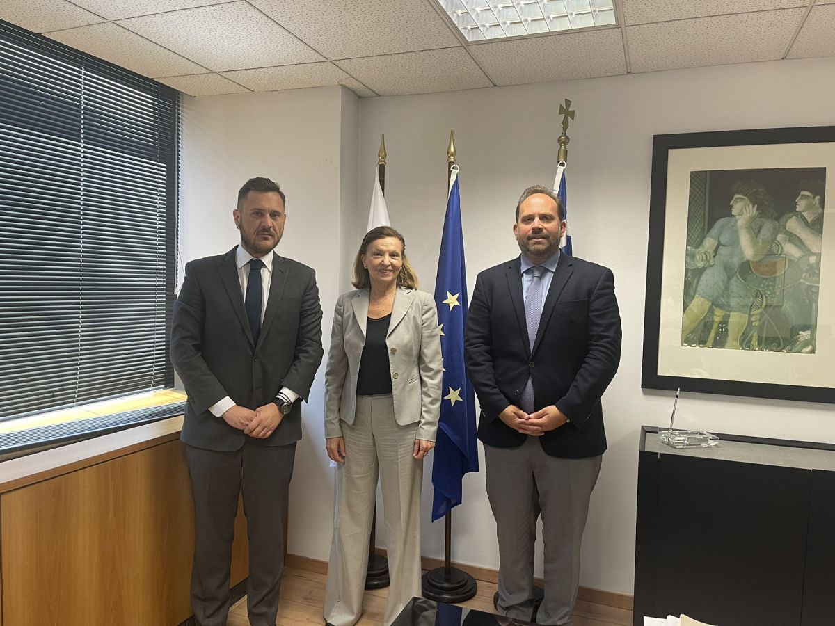 Η Υπουργός Ανάπτυξης & Επενδύσεων, Ελένη Λουρή-Δενδρινού επισκέφθηκε τον Οργανισμό Βιομηχανικής ιδιοκτησίας