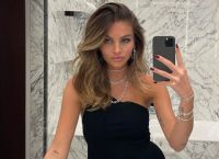 Η Thylane Blondeau φέρνει τον ξωτικό της αέρα στη Μύκονο