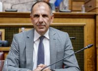 Γεραπετρίτης: Η Αλβανία «πυροβολεί τα πόδια της» στην υπόθεση Μπελέρη