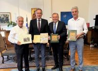 Κυρίζογλου, Καϊτεζίδης και Μαυρίδης παρέδωσαν υπόμνημα προτάσεων στο Υ.ΜΑ.Θ