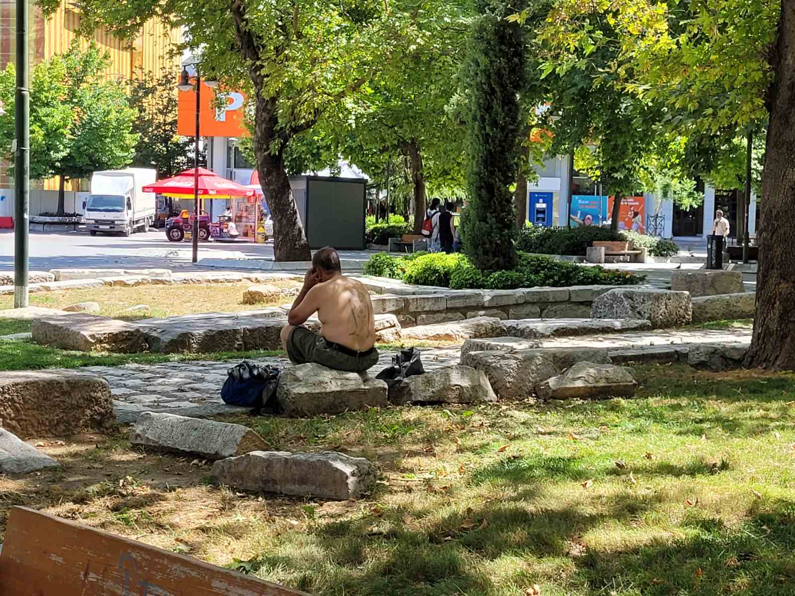 Καύσωνας: Στο φούρνο η Λάρισα –  «Μόλις είδα ένα κουνούπι με ιδρώτα»