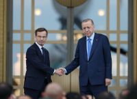 Independent: Προς νέα συνάντηση Ερντογάν – Κρίστερσον
