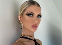 Η Erin Michelle Cummins είναι άλλο πλάσμα με κολασμένο κορμάκι