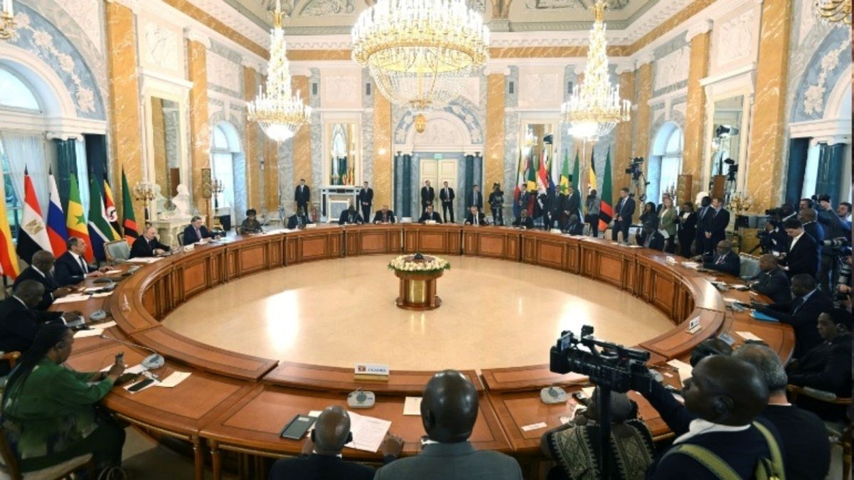 Wall Street Journal: Σύνοδος 30 χωρών για το ουκρανικό