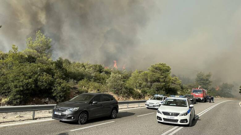 Ανοιχτή η εθνική οδός Αθηνών – Κορίνθου και στα δύο ρεύματα – Κλειστή η παλιά εθνική οδός Ελευσίνας – Θηβών