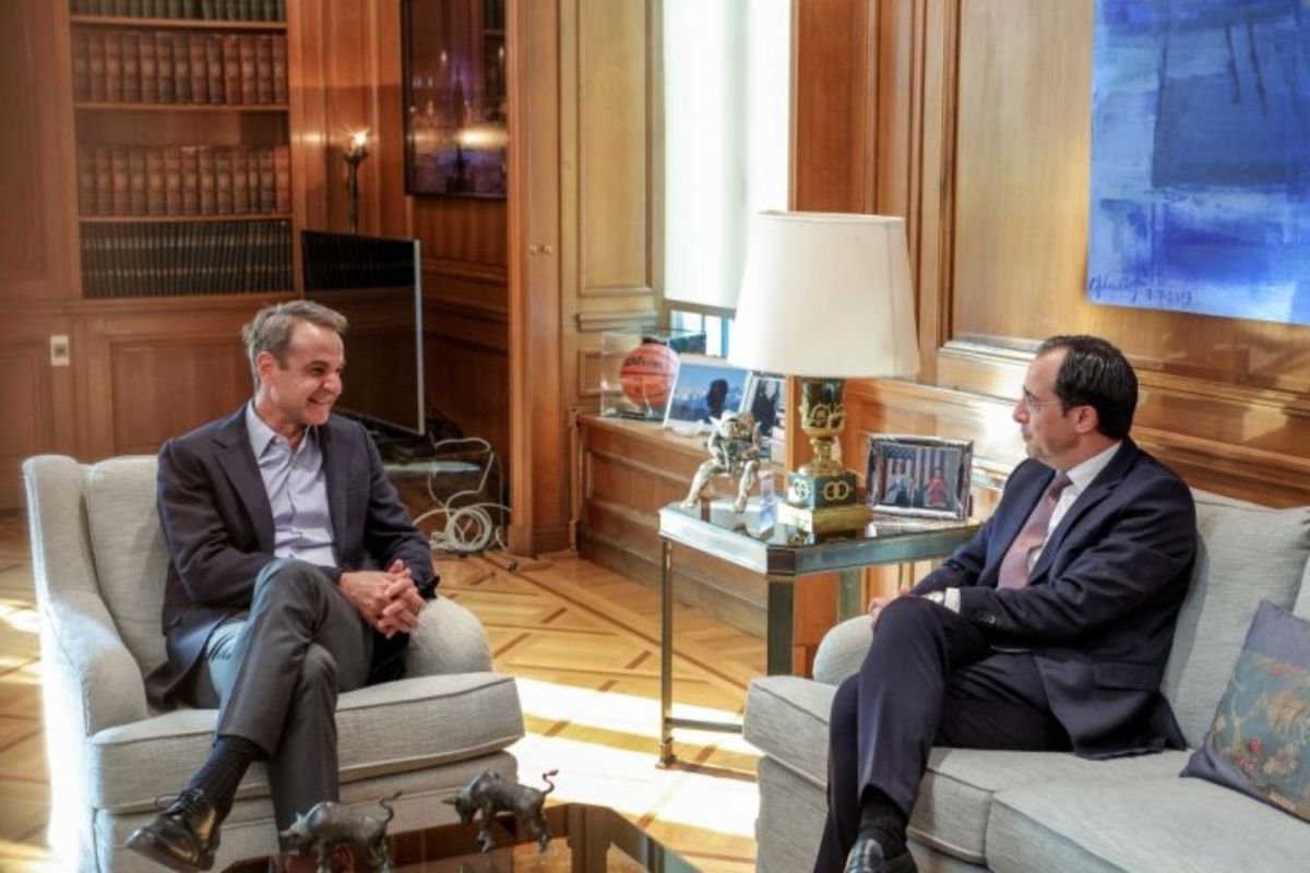 Επίσκεψη του Κυρ. Μητσοτάκη στη Λευκωσία – Το Κυπριακό στο επίκεντρο της συνάντησης με τον Ν. Χριστοδουλίδη