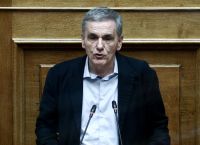 ΣΥΡΙΖΑ: Πυρετώδεις οι διεργασίες για την εκλογή αρχηγού – Ανακοινώνει την υποψηφιότητά του ο Τσακαλώτος
