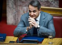 Τα νέα οικονομικά μέτρα που ανακοίνωσε ο πρωθυπουργός – Κατώτατος μισθός στα 950€