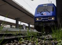Ιερά Οδός: Αυτοκίνητο συγκρούστηκε με τρένο – Καθυστερήσεις και ακυρώσεις δρομολογίων
