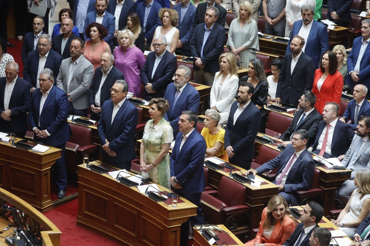 Ορκωμοσία Βουλής: Παρών και ο Αλέξης Τσίπρας