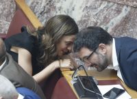 Ο Νάσος Ηλιόπουλος στηρίζει την υποψηφιότητα της Έφης Αχτσιόγλου