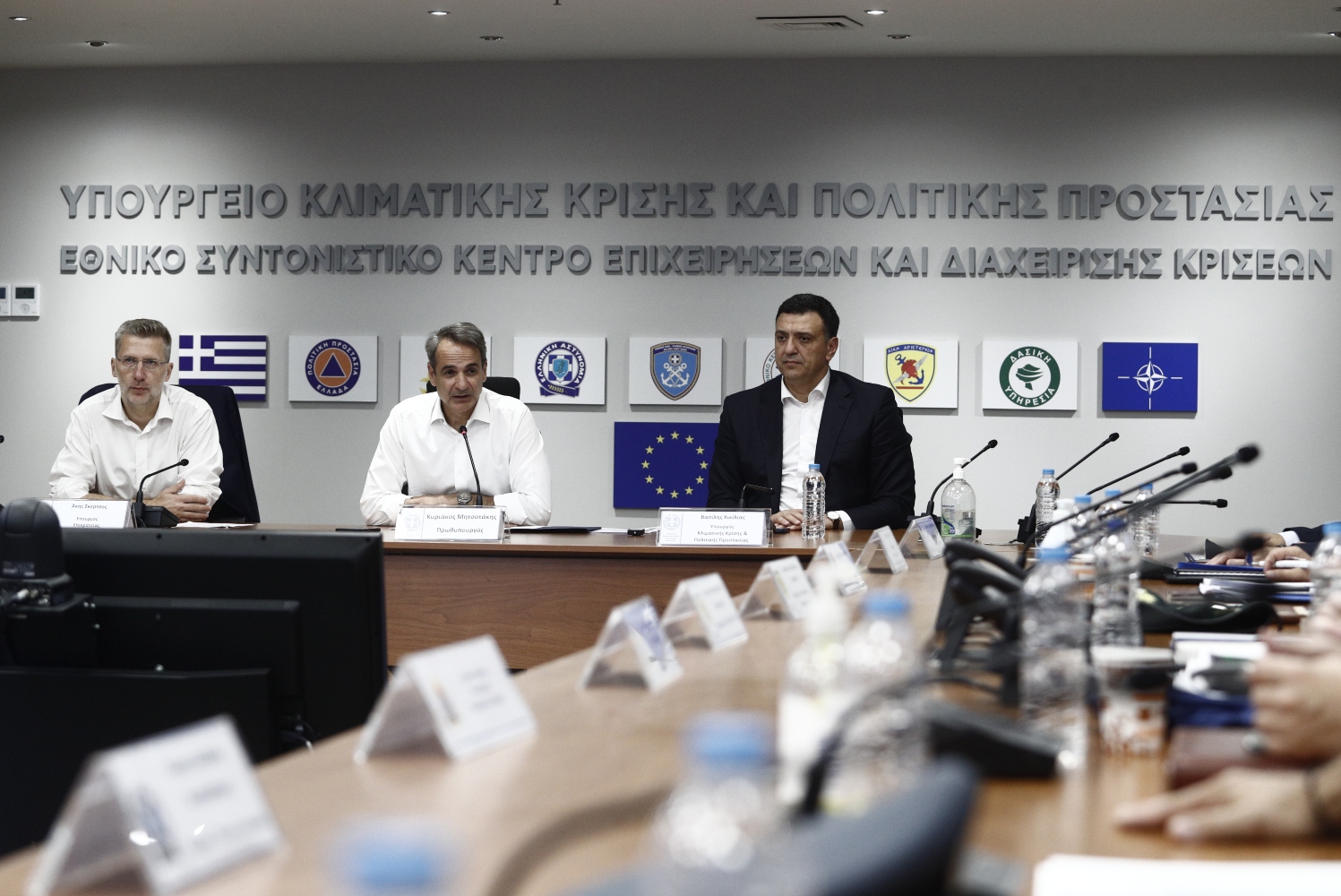 Αντιπυρική προστασία: Ενάερια μέσα, οχήματα και σε ετοιμότητα 14.040 πυροσβέστες