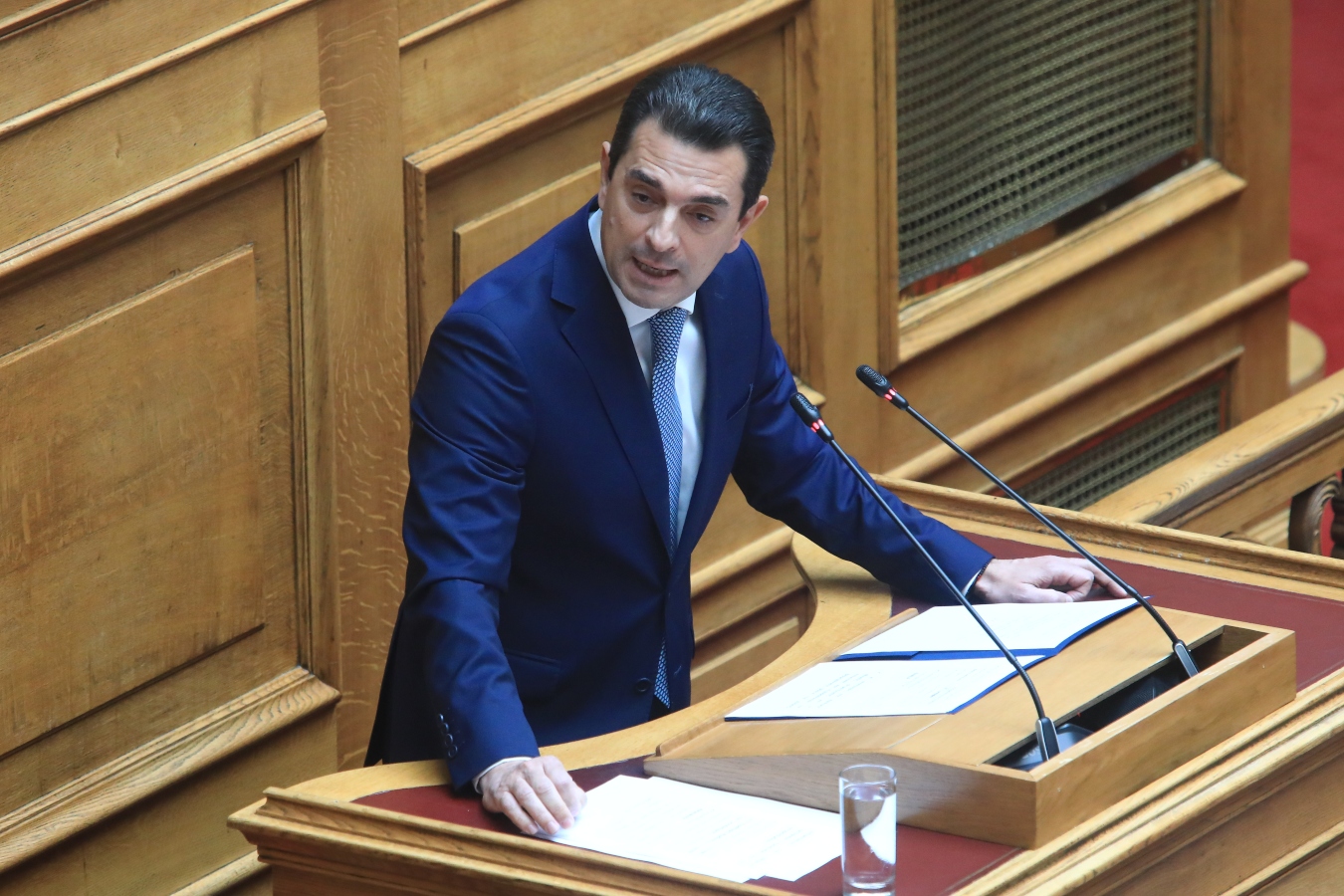 Σκρέκας: Είμαστε υπέρ της ελεύθερης αλλά όχι της ασύδοτης αγοράς