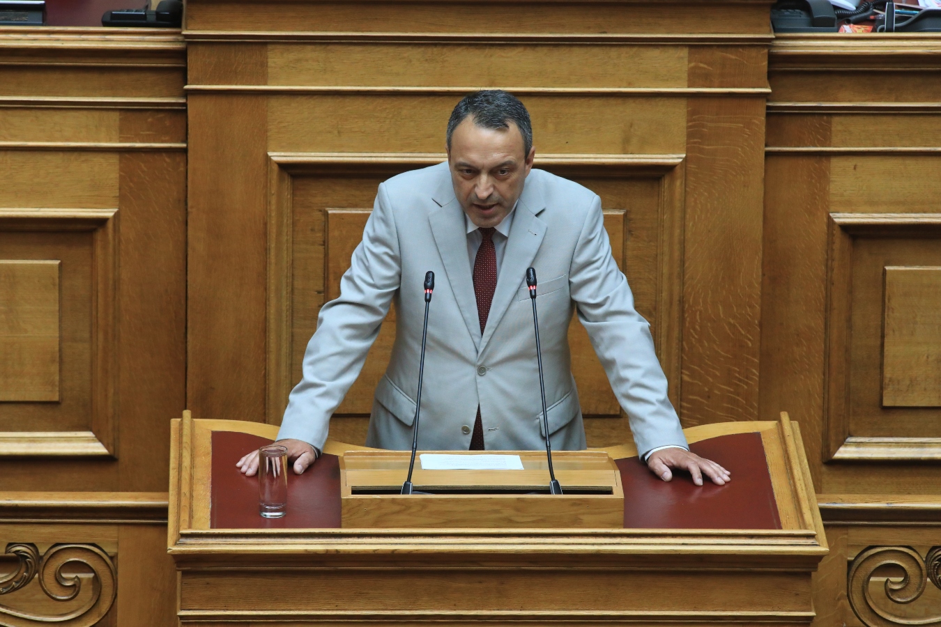 Β. Στίγκας για ανταρσία βουλευτών: Συγκαλεί Κοινοβουλευτική Ομάδα την άλλη εβδομάδα