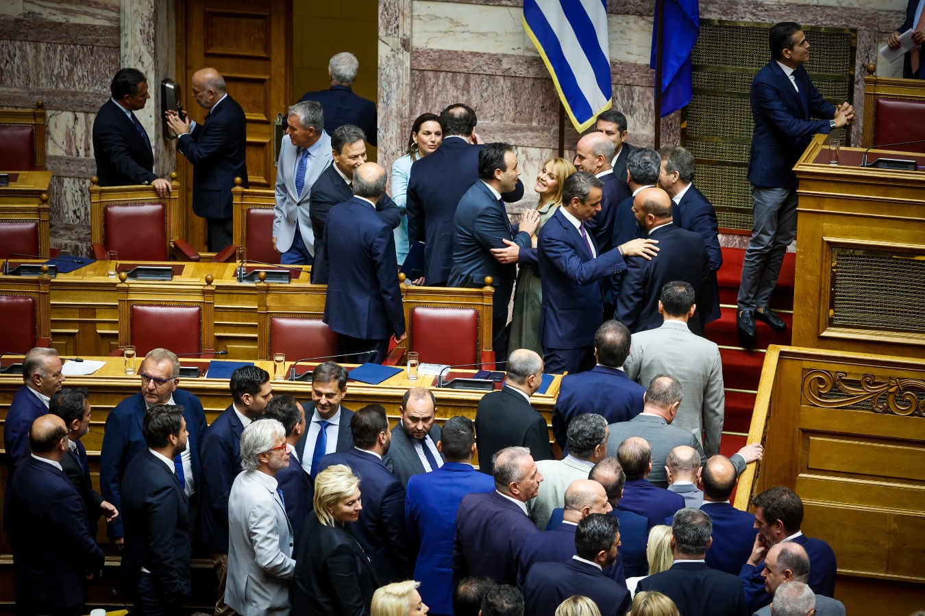 Ελαβε ψήφο εμπιστοσύνης η κυβέρνηση με 158 «ναι»