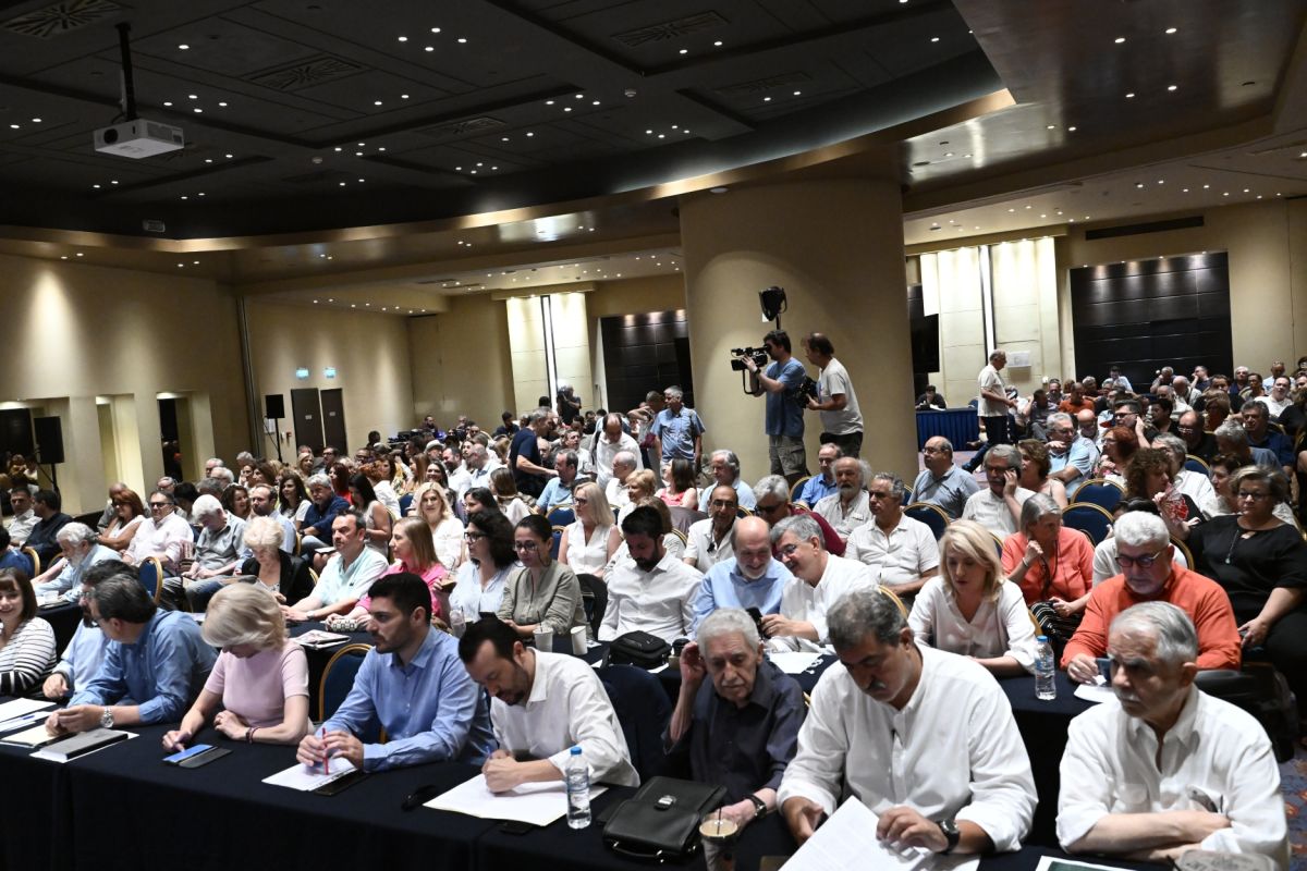 ΣΥΡΙΖΑ: Συνέδριο στις 3 και Πρόεδρο στις 16 Σεπτεμβρίου – Παραιτήσεις, εντάσεις και αιχμές
