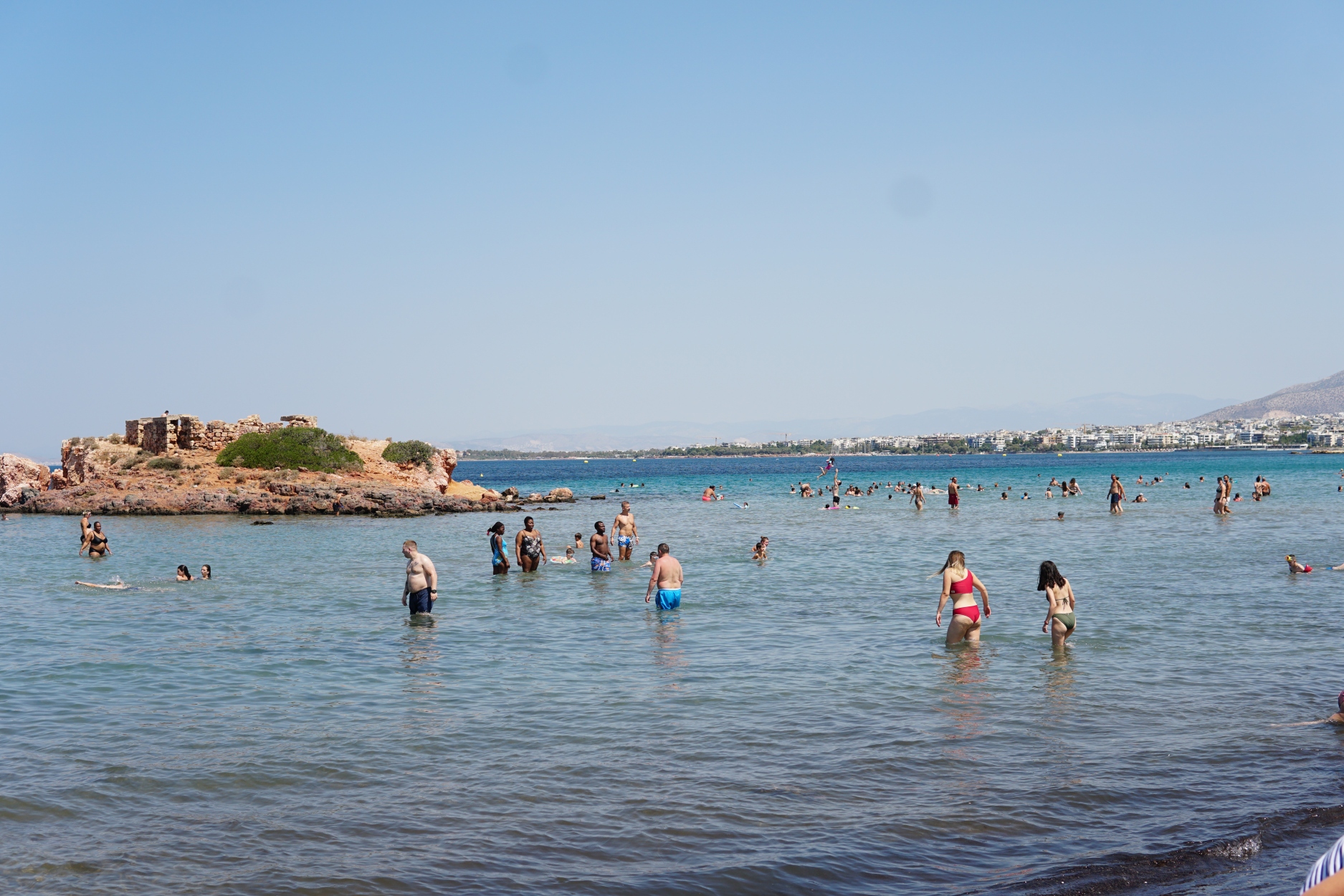 Ανάσα δροσιάς στα νησιά αναζητούν οι αδειούχοι – Οι προορισμοί που “σπάνε κοντέρ”